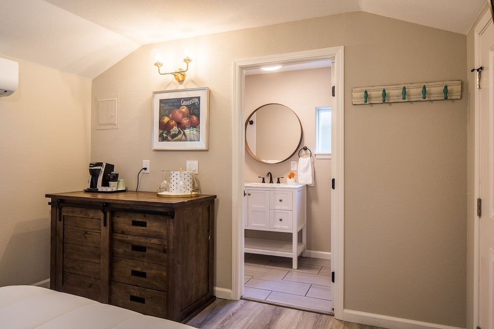 Cottages on River Road 3