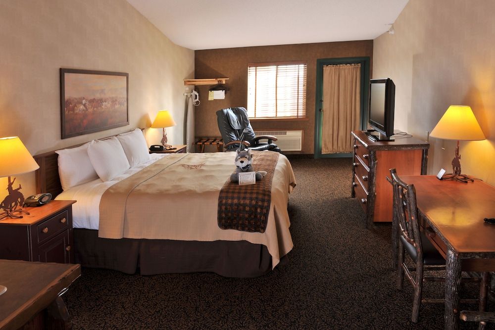 Stoney Creek Hotel St. Joseph 3