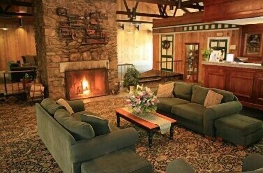 Sturbridge Host Hotel & Conference Center 2