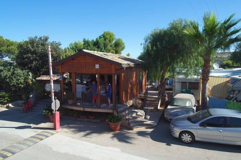 Happy Camp in Kamemi Camping Village 2