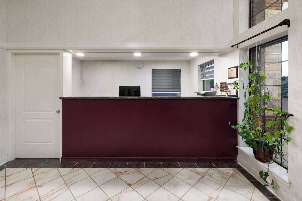 Ramada Limited San Angelo 2