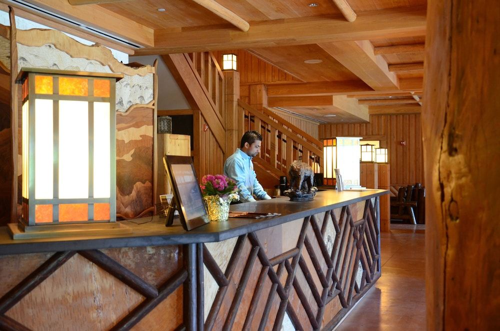 Overlook Lodge at Bear Mountain 2