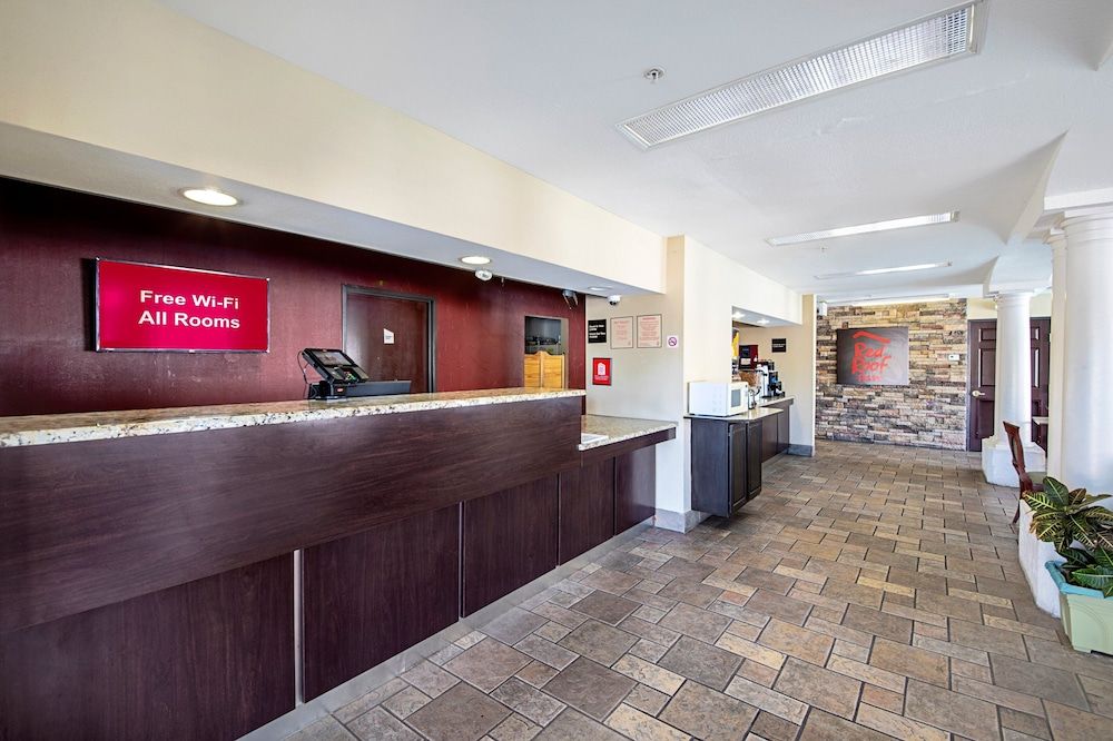 Red Roof Inn San Marcos 2