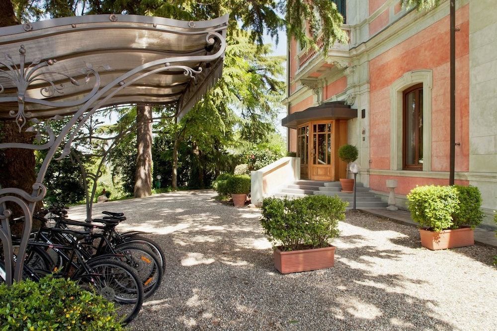 Relais Villa Pomela 4 estrelas em Novi Ligure