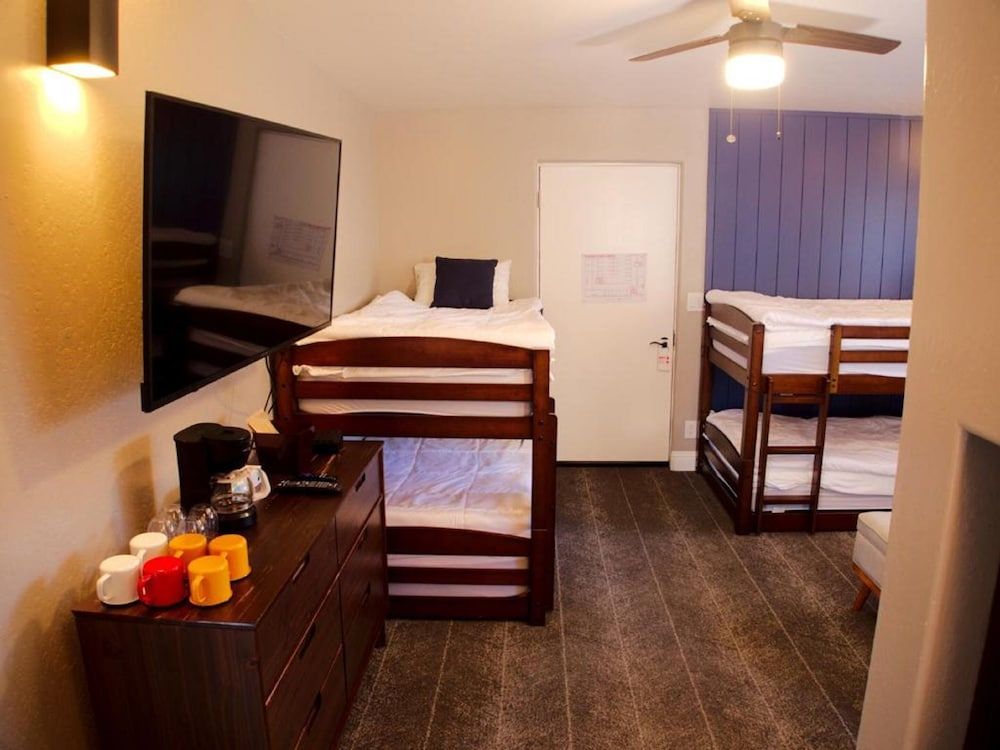 The Inn at Boatworks 3