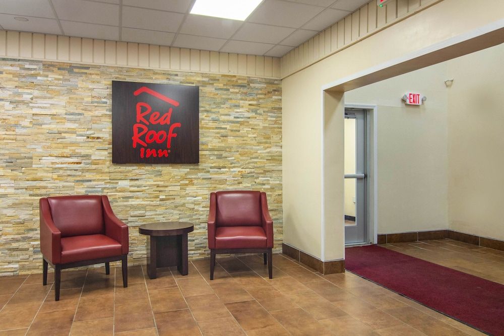 Red Roof Inn Perrysburg 3