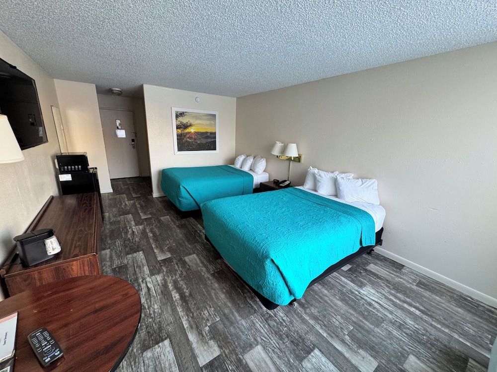 Days Inn by Wyndham Thermopolis 3