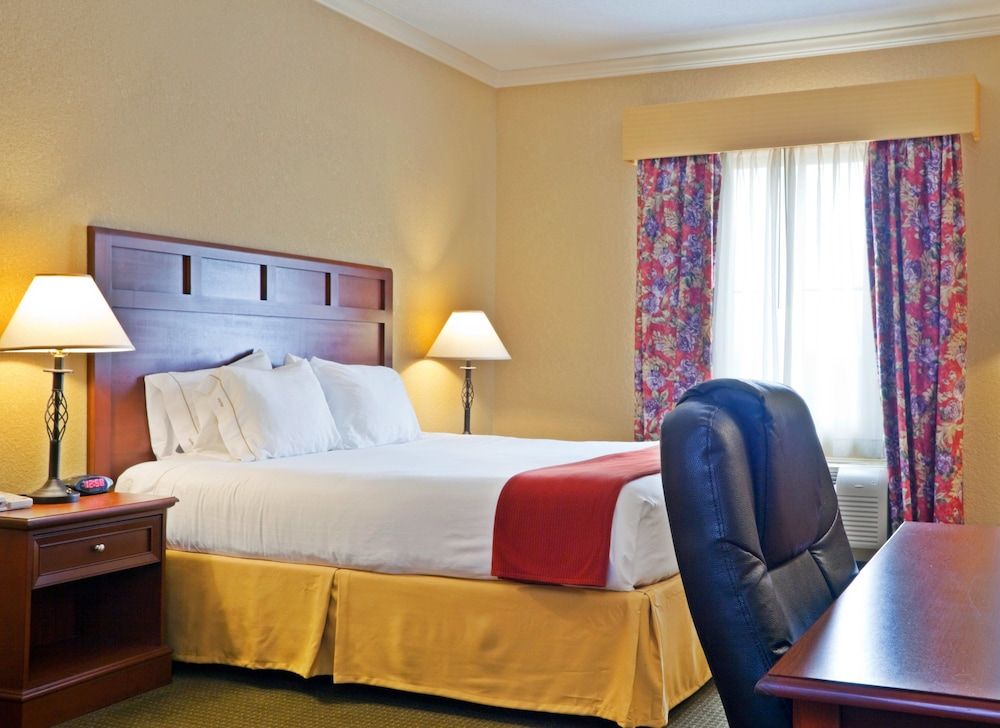 Holiday Inn Express Salado-Belton by IHG 3