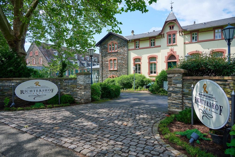 Weinromantikhotel Richtershof 4 estrelas em Mülheim an der Mosel