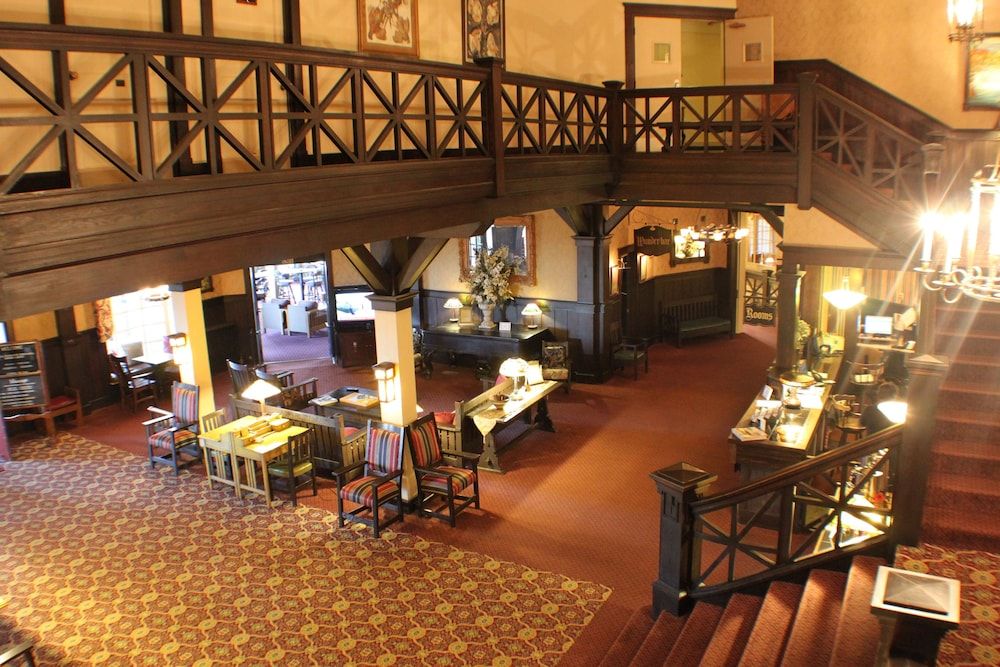 The Historic Summit Inn 2