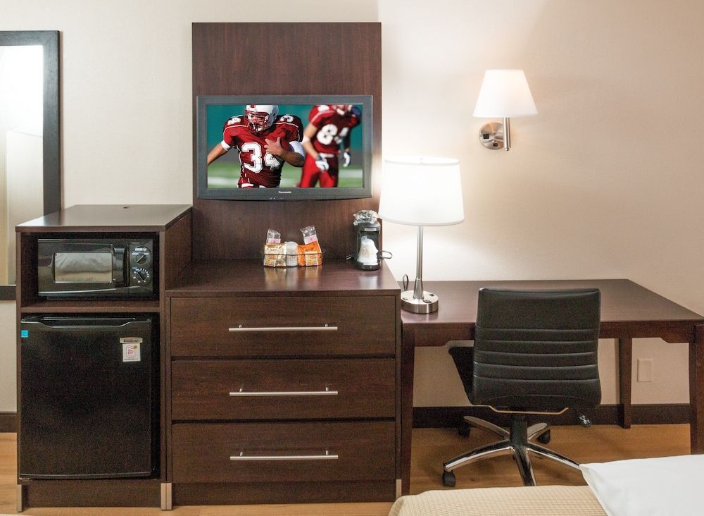 Red Roof Inn Washington, PA 3