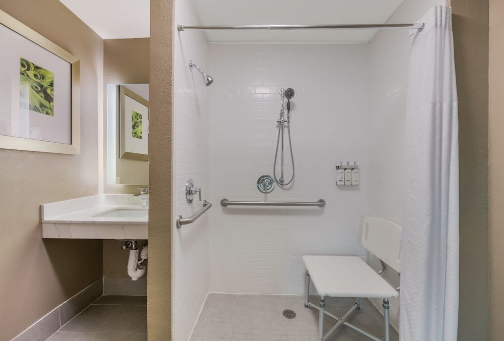 Staybridge Suites Chesapeake by IHG 3