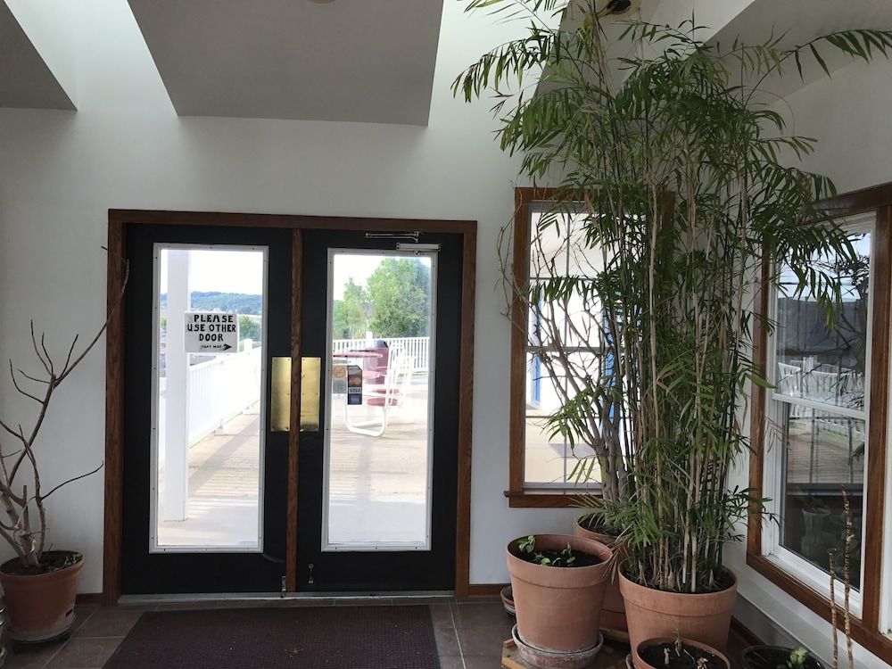 Motel 6 Front Royal, VA 3