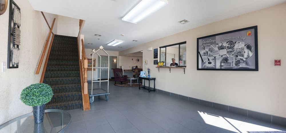 Super 8 by Wyndham Arkansas City KS 2