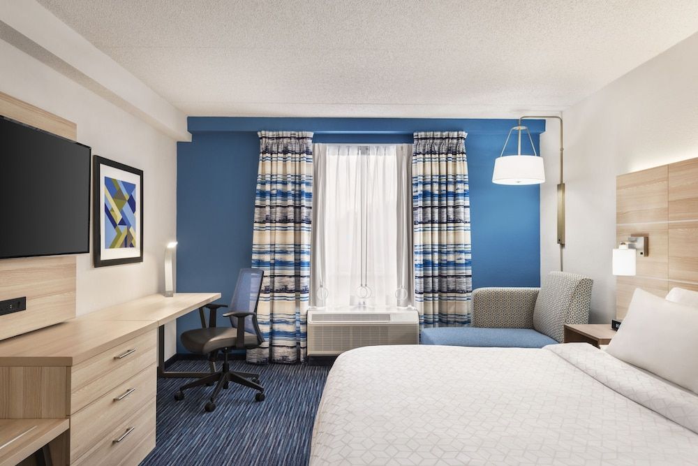 Holiday Inn Express Dumfries by IHG 3