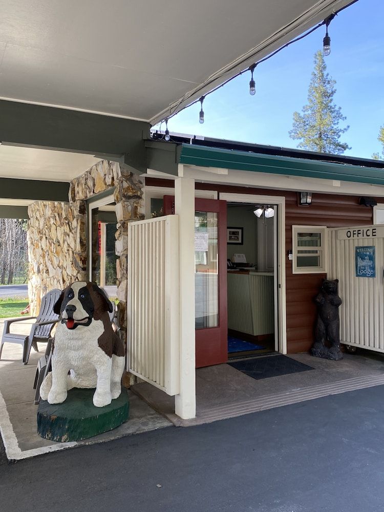 Arnold Meadowmont Lodge 2