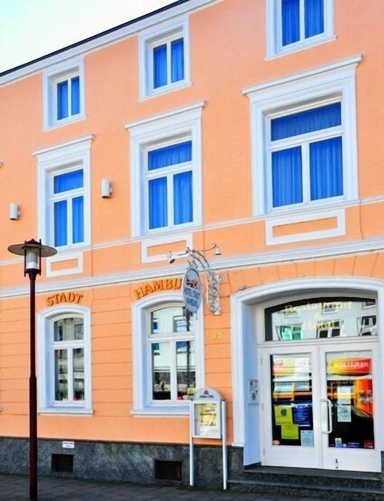 Brocki's Hotel Stadt Hamburg 3 estrelas em Parchim