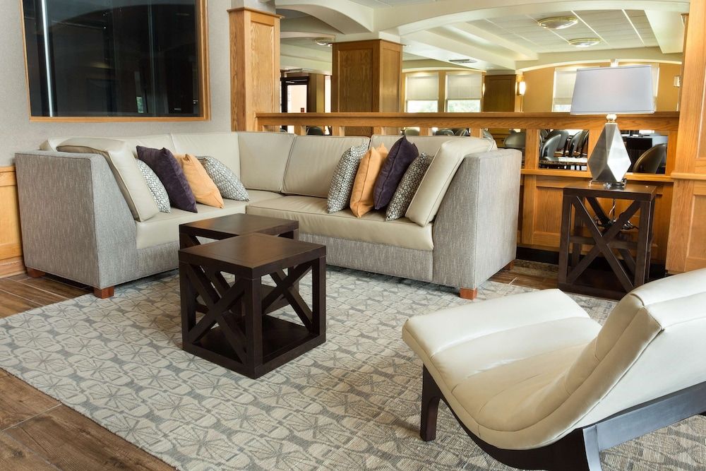 Drury Inn & Suites Lafayette, LA 3