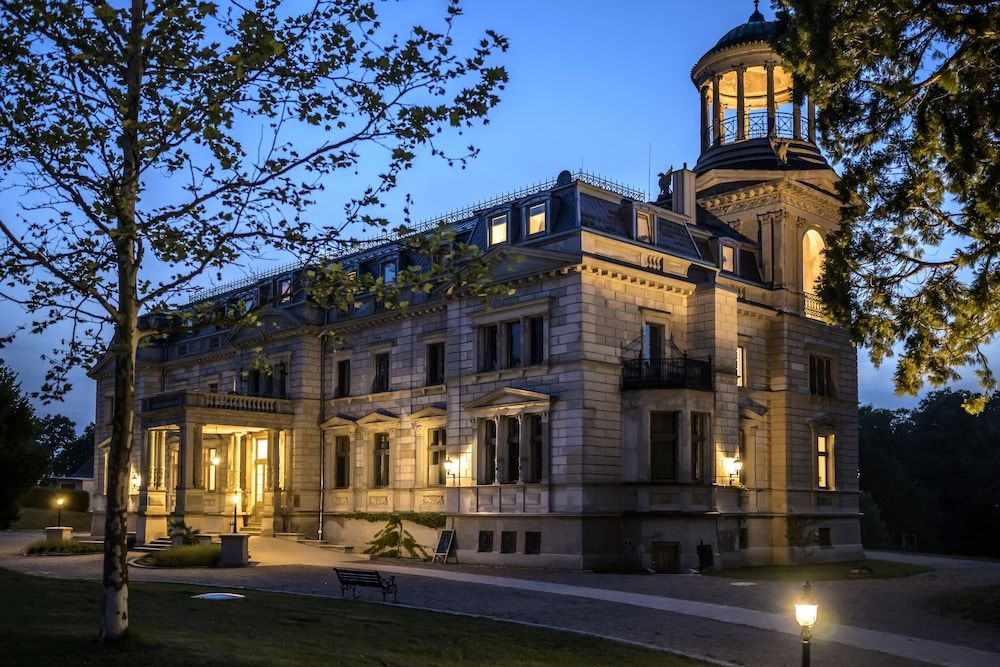 Schloss mit Park Kaarz -1 étoiles à Kaarz