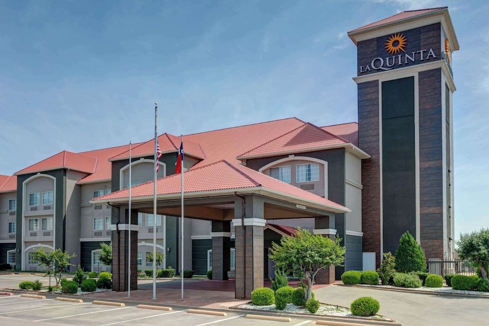 La Quinta Inn & Suites by Wyndham Weatherford 3 estrelas em Weatherford