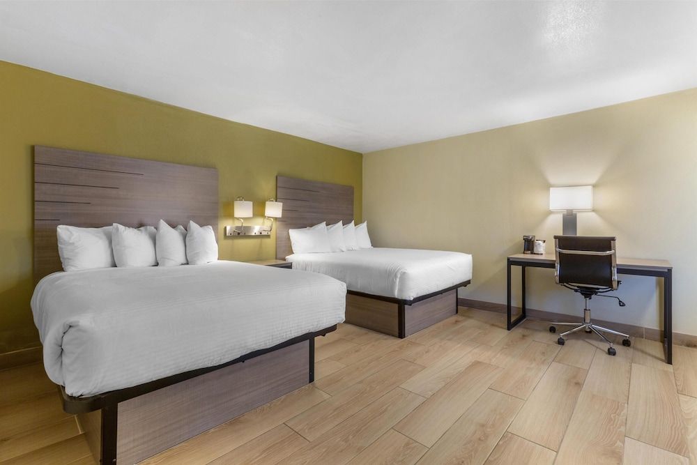 SureStay by Best Western Chambers Petrified Forest 3