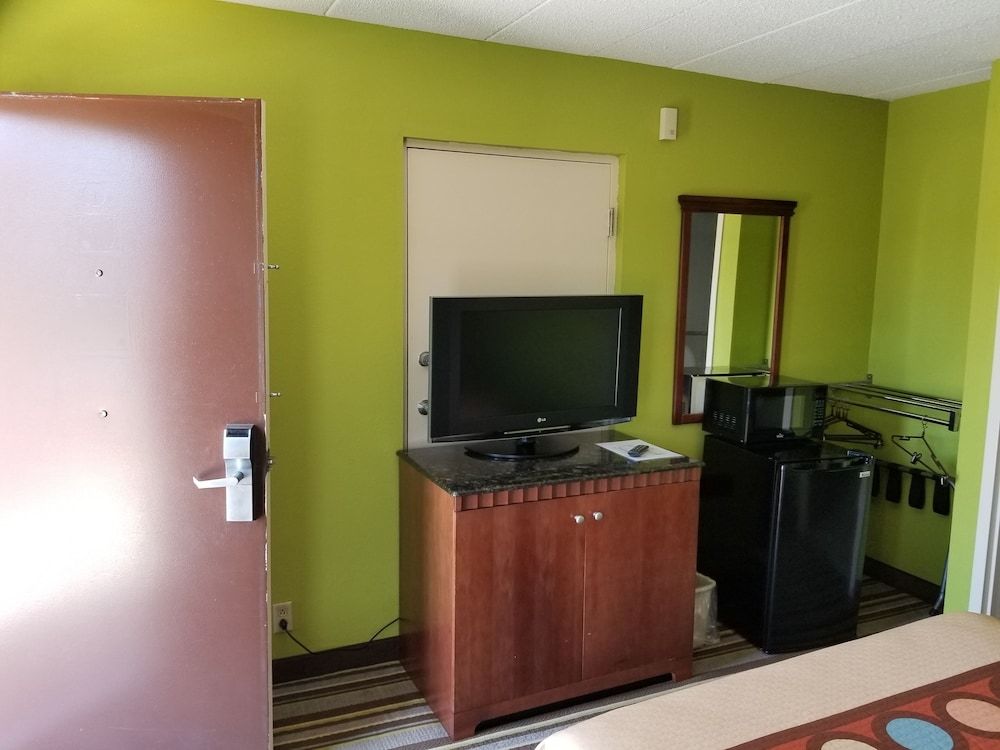 Super 8 by Wyndham Ruther Glen Kings Dominion Area 3