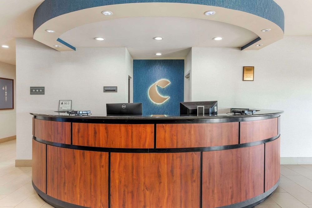 Comfort Suites Whitsett - Greensboro East 2