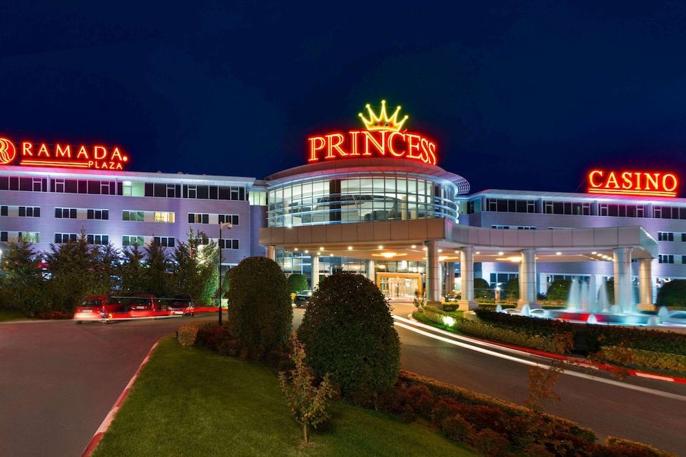 Ramada Plaza by Wyndham Gevgelija 5 estrelas em Gevgelija