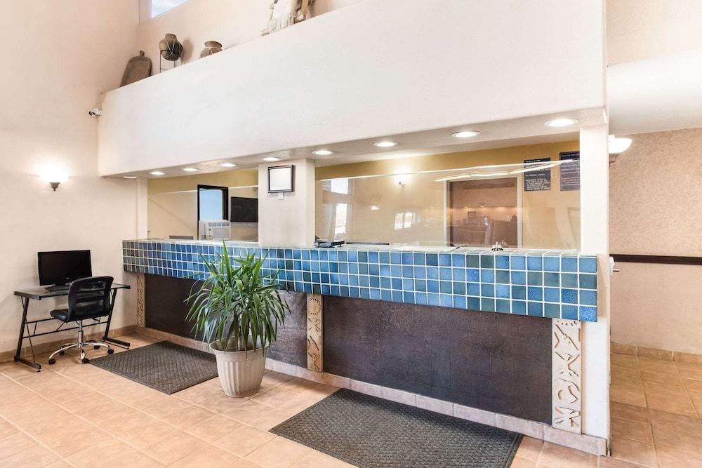 Rodeway Inn Gallup West 2