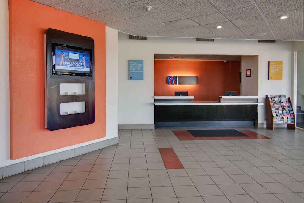 Motel 6 Mount Pleasant, TX 2