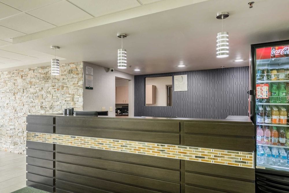 Quality Inn Grove City - Columbus South 3