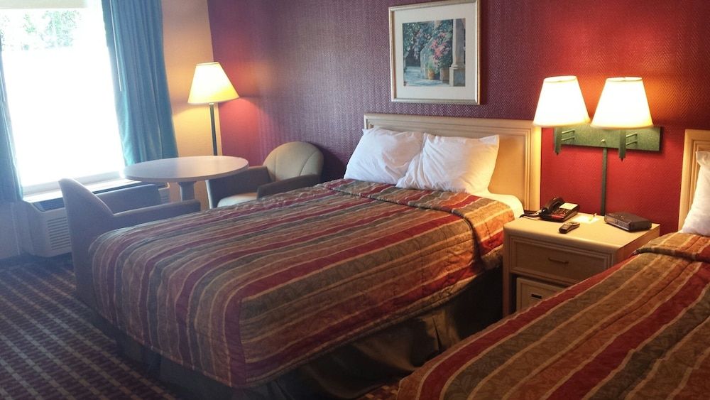 Days Inn by Wyndham Attalla 3