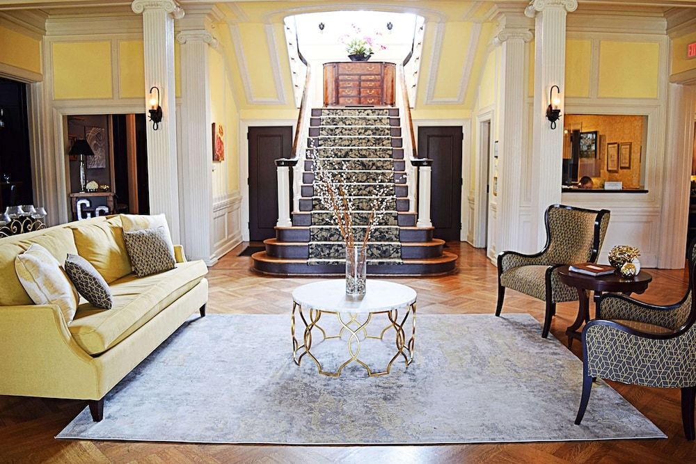 JH Adams Inn, Trademark Collection by Wyndham 3