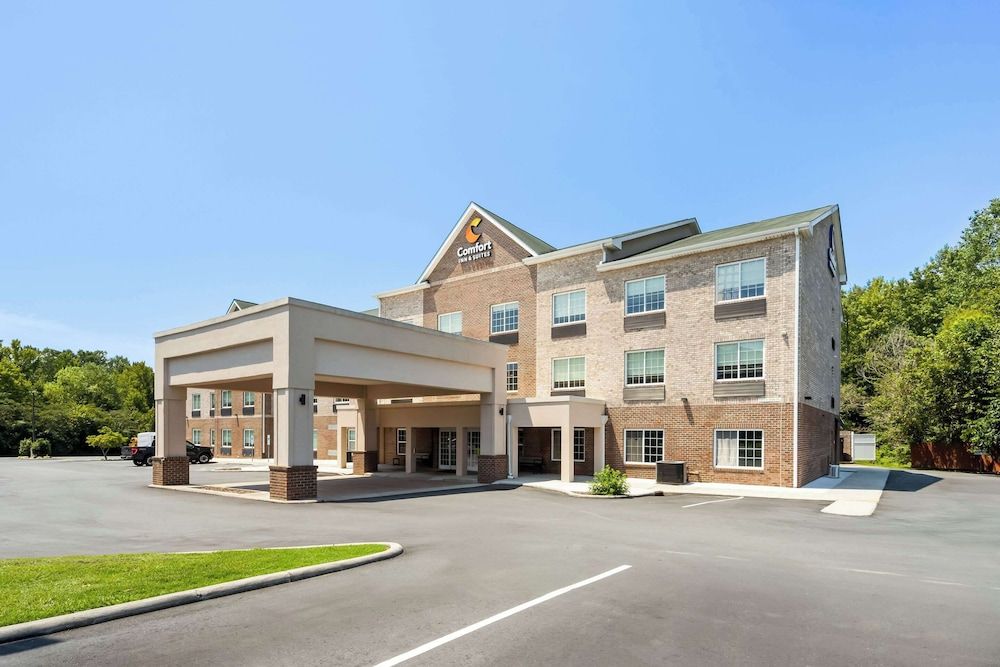 Comfort Inn & Suites High Point - Archdale 2 stelle a Archdale