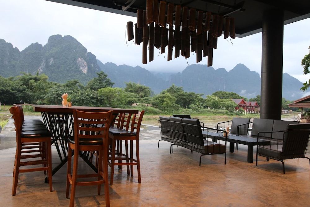 Inthira Vang Vieng 3