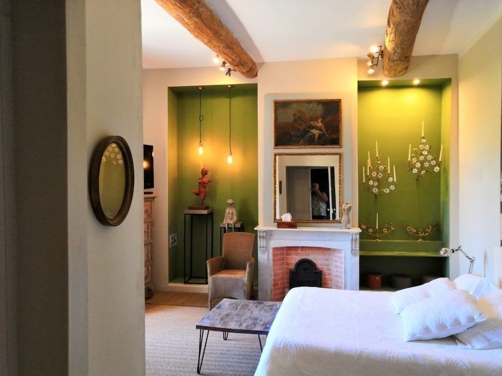 Domaine du Soleil Couchant 2