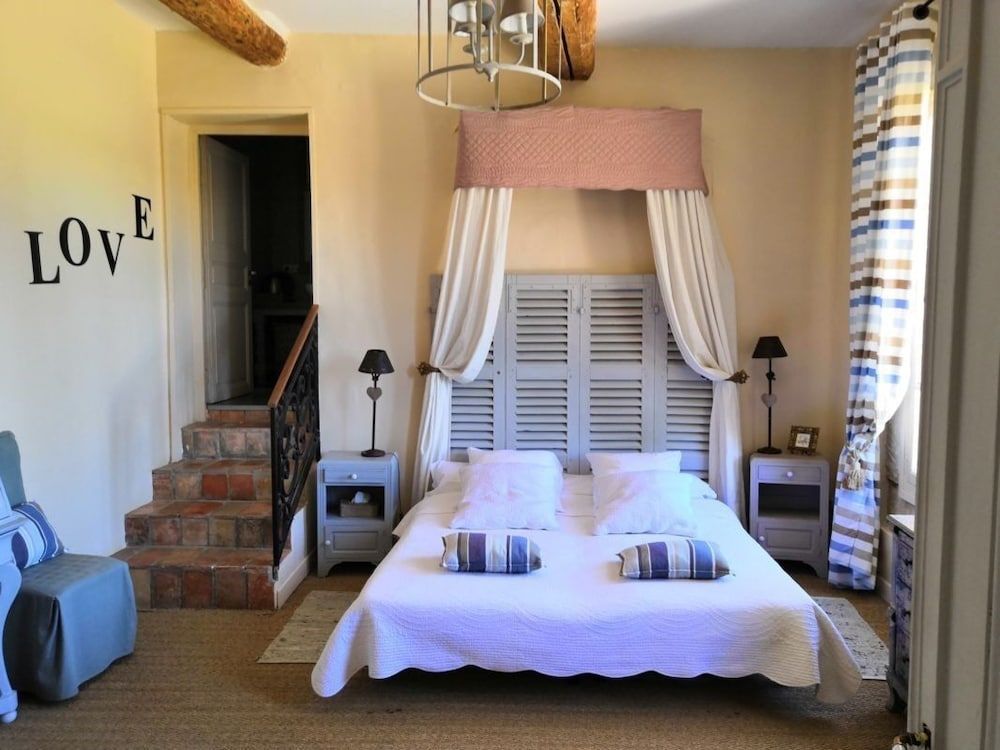 Domaine du Soleil Couchant 3