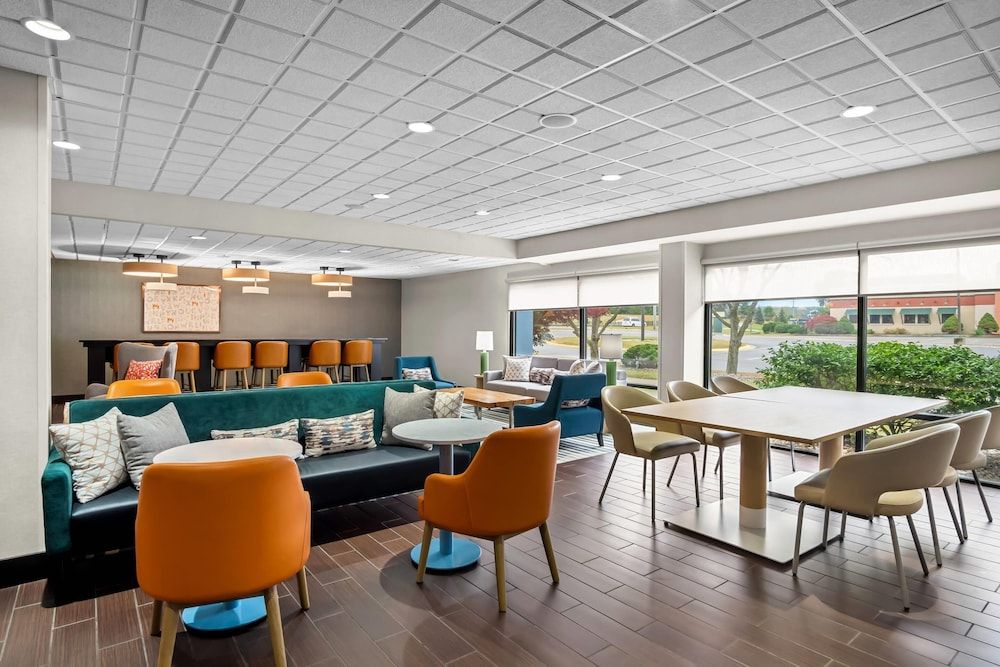 Comfort Inn Cadillac 2