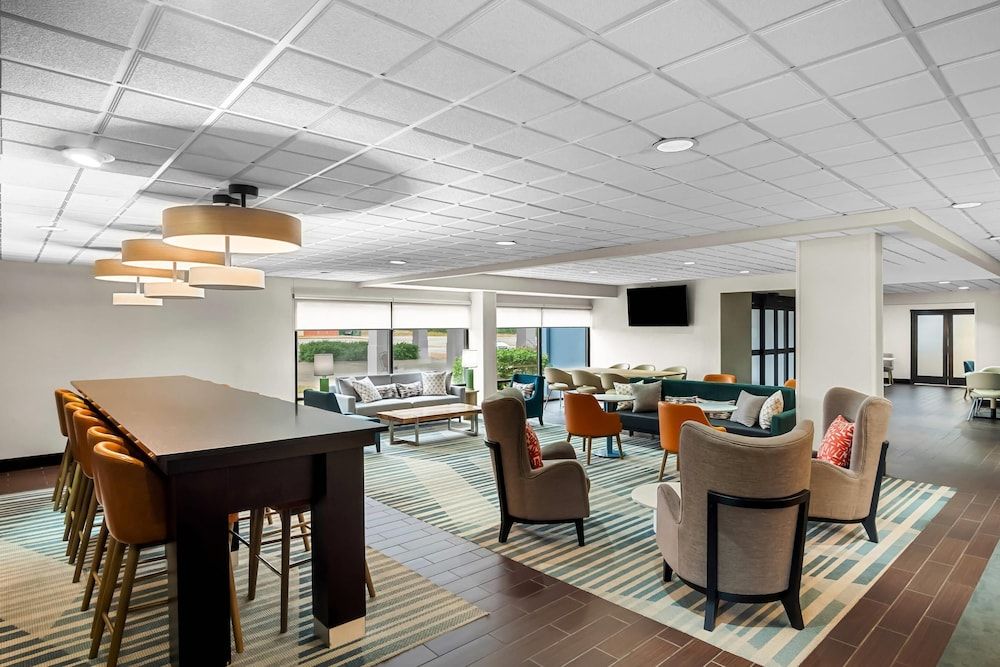 Comfort Inn Cadillac 3