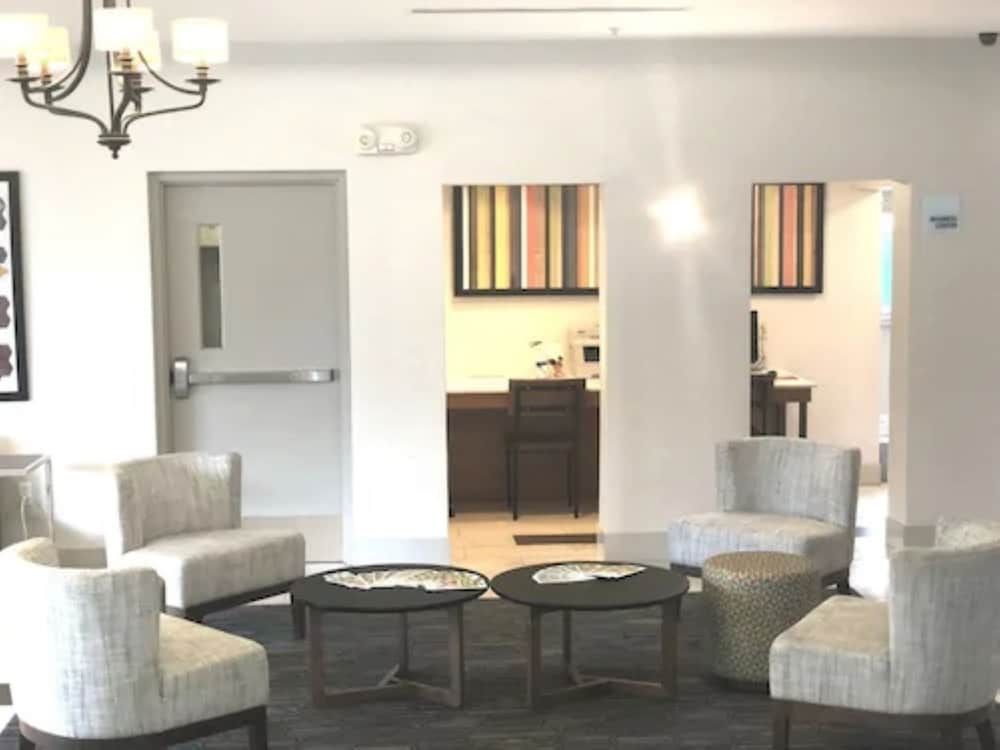 Holiday Inn Express Venice by IHG 2