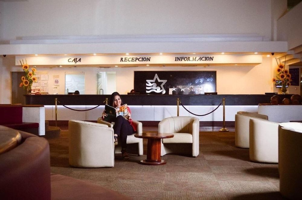 Hotel Cristina Suites 2