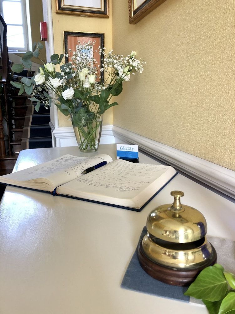 Château Hôtel Edward 1er 3