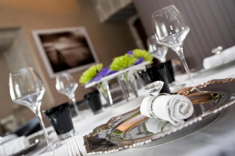 Logis Hôtel le Château d'Orfeuillette 4 étoiles à La Garde