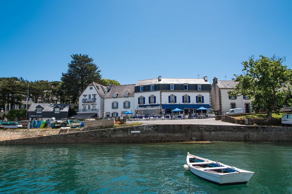 Hotel Et Bistrot Du Bac 3 estrellas en Combrit