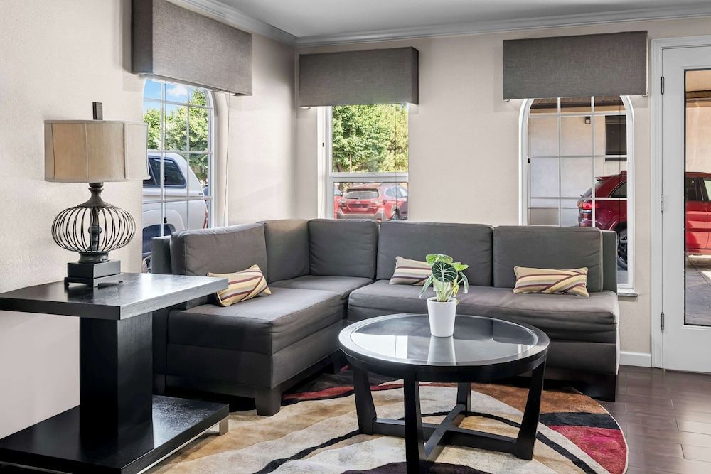 Best Western Skyline Motor Lodge 2