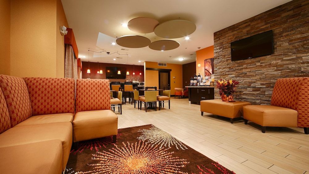 Best Western Plus Whitewater Inn 2