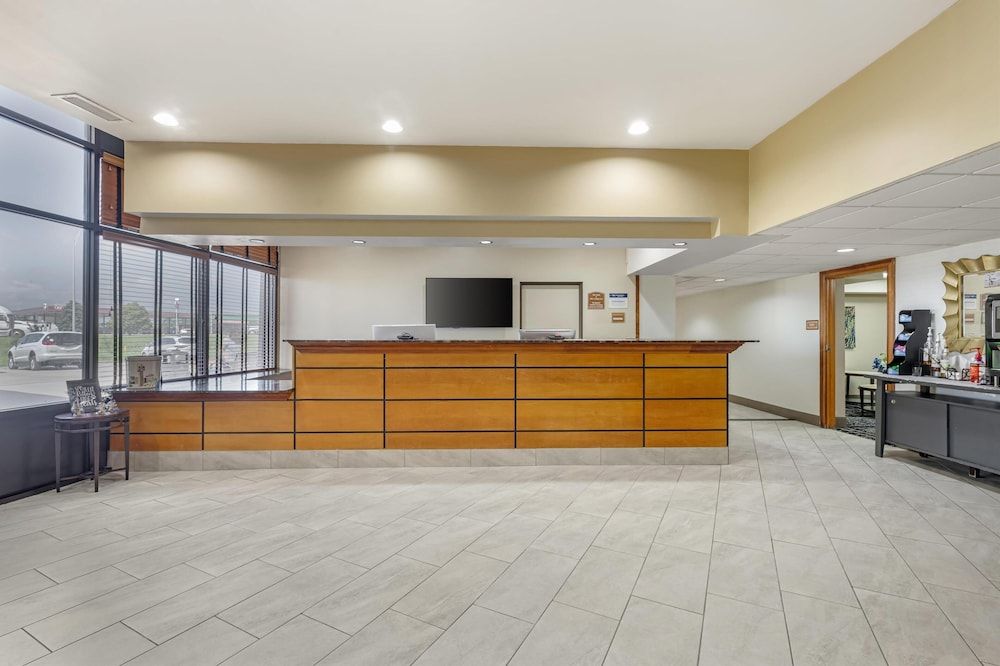 Best Western Plus York Hotel & Conference Center 3