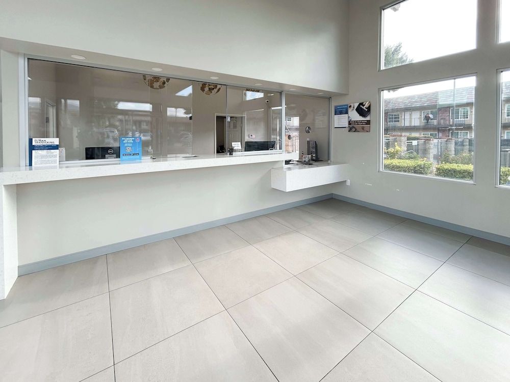 Studio 6 Corona, CA - West 2