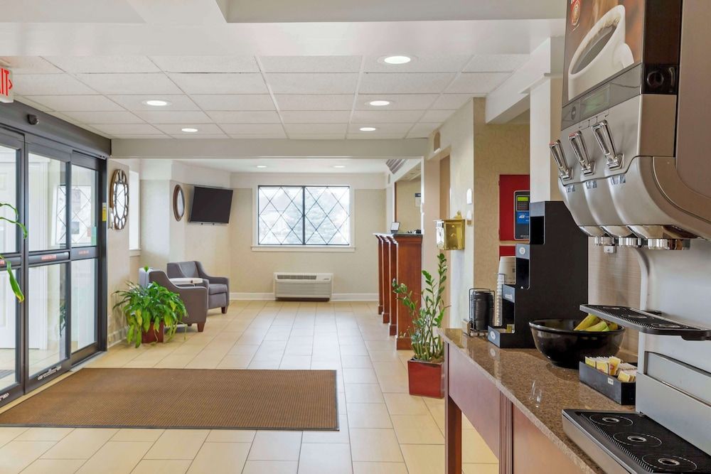 Best Western The Inn At Sharon/Foxboro 3