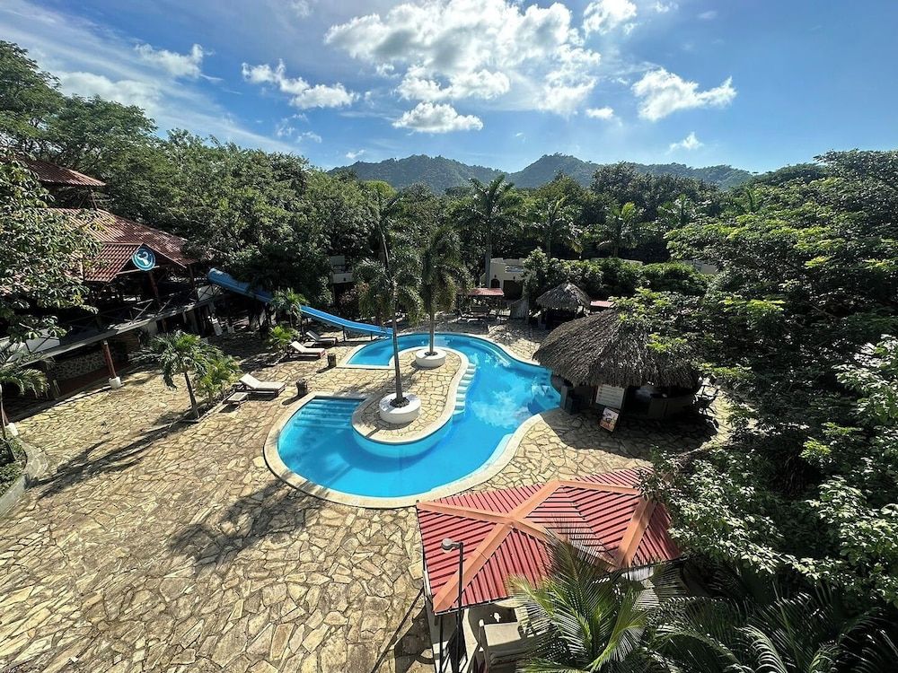 Surf Ranch Hotel & Resort 2